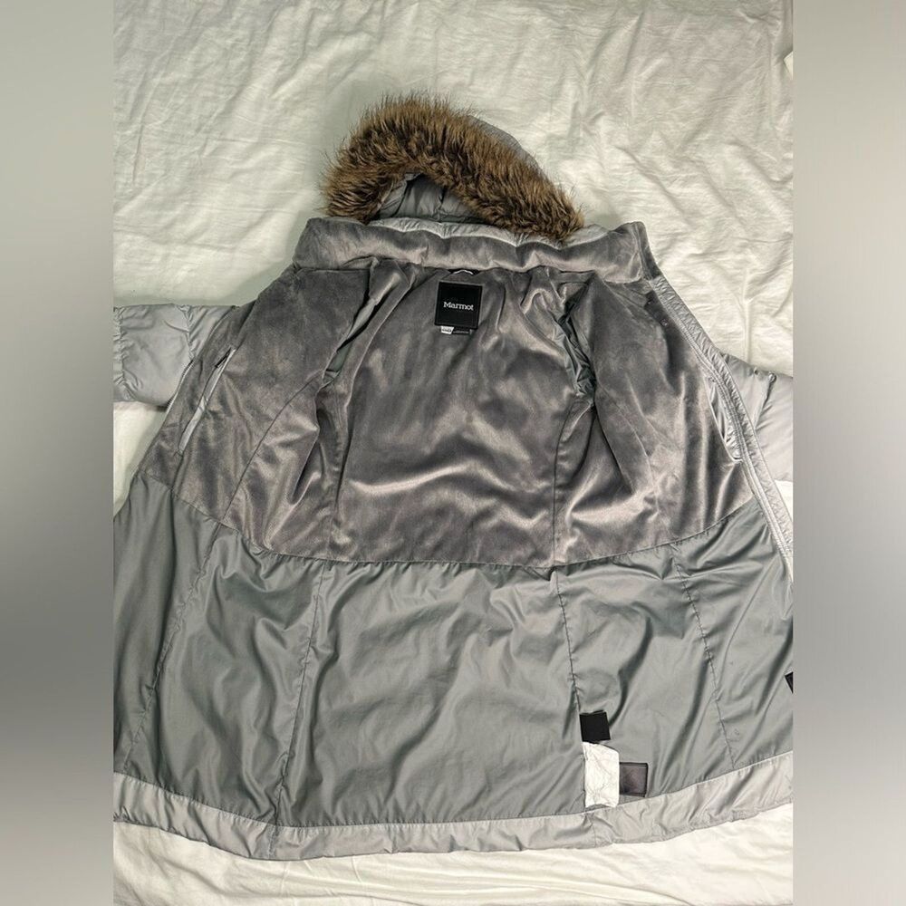 Marmot Montreal Women's 700 Down Puffer Coat - Glacier Grey | Size M - Picture 9 of 13